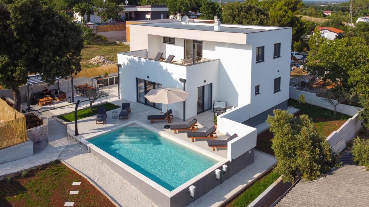 Vila Hana Pula Exterior photo